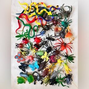 Assorted Kids Bug & Snake Toy Set - Colorful Plastic Insects and Reptiles
